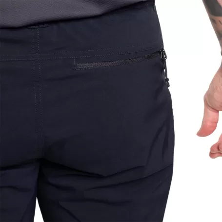 Calça curta Trangoworld LIMUT TH preta