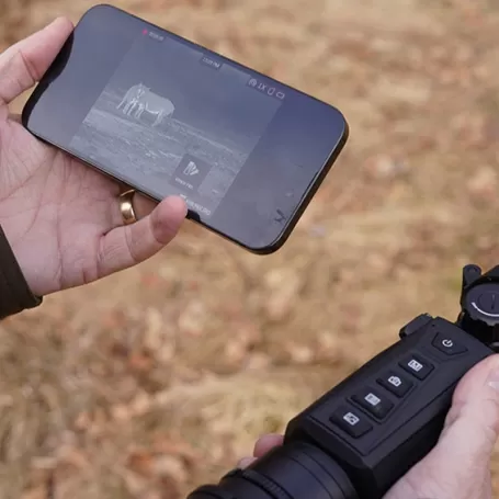 Clip-on HikMicro THUNDER 2.0 TE19CR 256X192, 12 um NETD 35 MK.