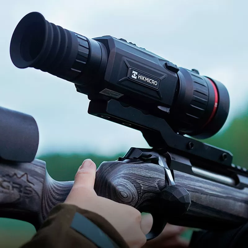 Visor HikMicro THUNDER 2.0 ZOOM TH50Z 384X288, 12 um. LÍQUIDO 20 mk. 50 mm 2600 mt.