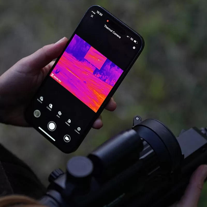 Mira térmica HikMicro PANTHER 2.0 PQ50L 640x512 12 UM. Resolução OLED: 1024*768, 2.600 m. LRF de áudio: 600 m + balística.