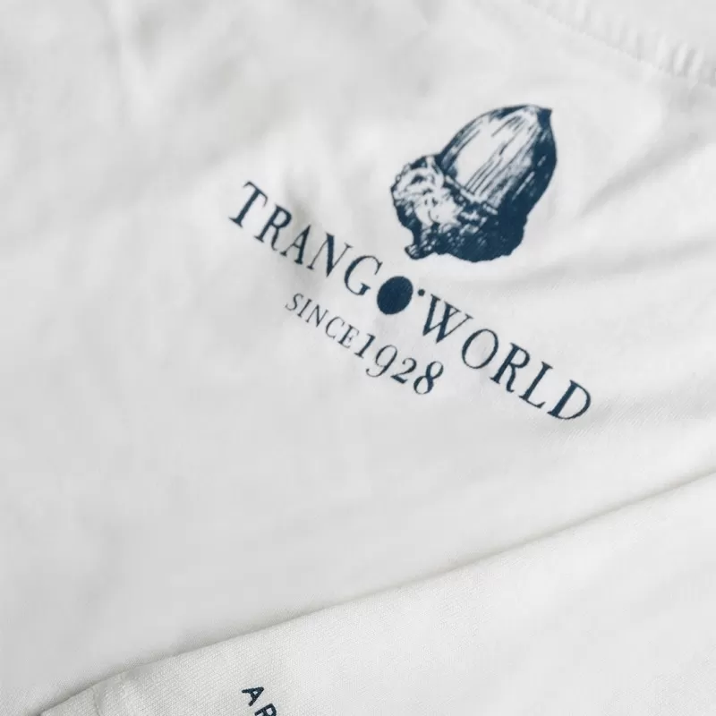 Camiseta Trangoworld Bege Vento