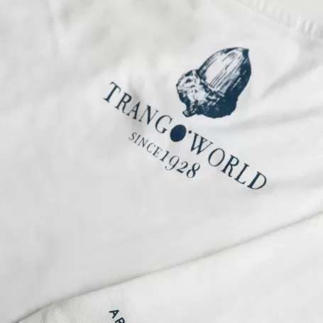 Camiseta Trangoworld Bege Vento