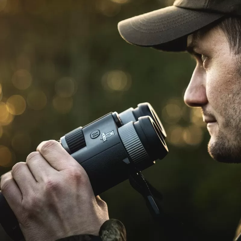 Prismático telémetro NOBLEX NF 10x42 R Advanced