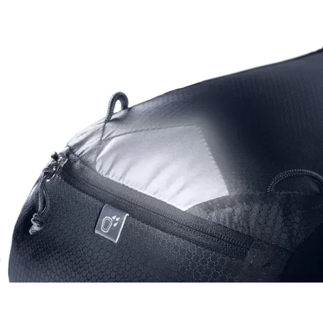 Deuter Race 16 Preto