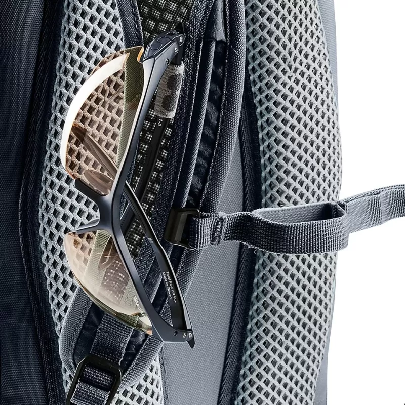 Deuter Race 12 Preto