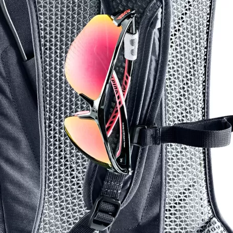 Deuter Race Air 14+3 Preto