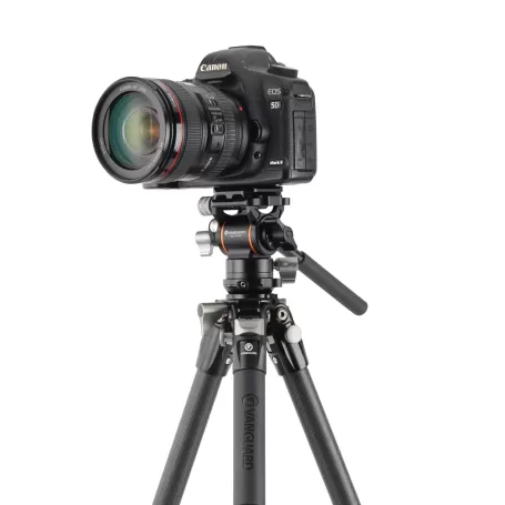 Tripé de vídeo compacto de carbono Vanguard Alta Pro 3VLT 235CV10, cabeça esférica Veo PV-10