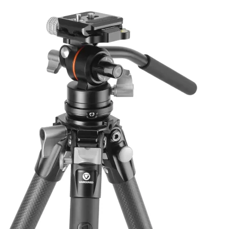 Tripé de vídeo compacto Vanguard Alta Pro 3VLT 235CV12 Carbon, cabeça esférica Veo PV-12