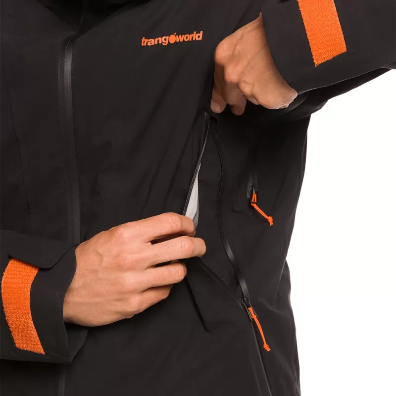 JAQUETA PRETA Trangoworld ALADREN