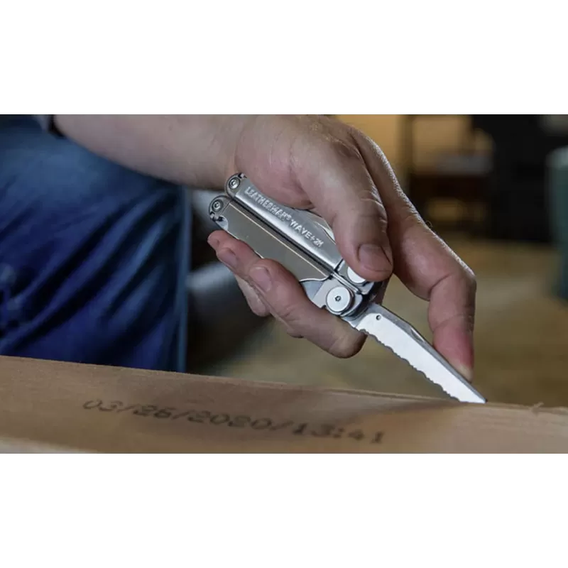 Leatherman WAVE® + 2H INOXIDÁVEL