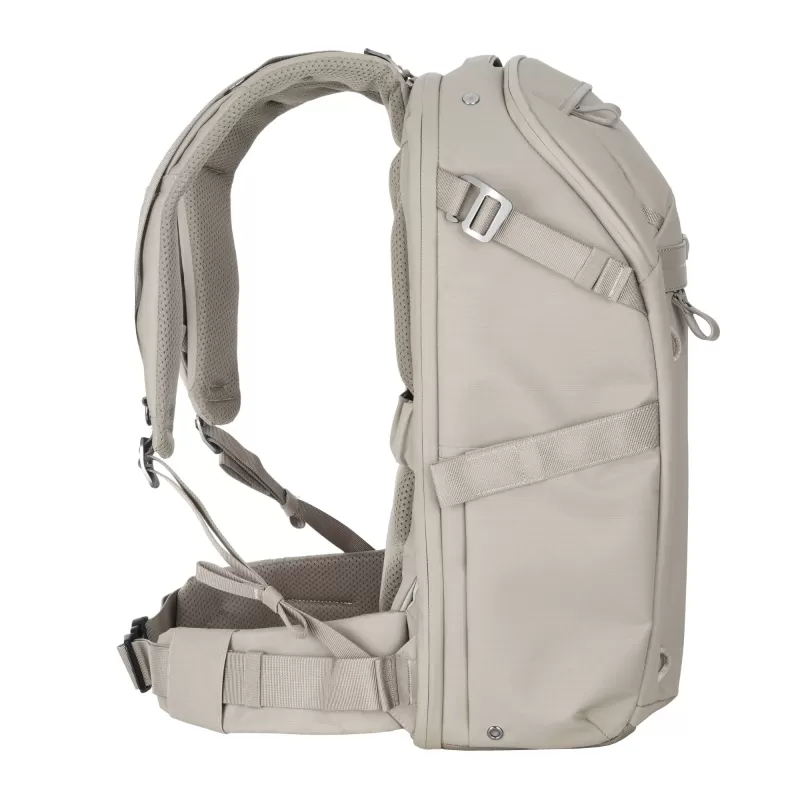 Vanguard Veo Metro B30L CM - Mochila fotográfica