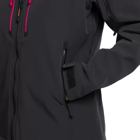 JAQUETA PRETA SEGNES Trangoworld