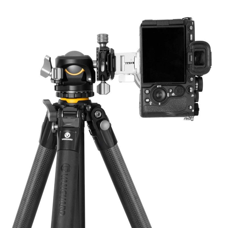 Vanguard Alta Pro 3 303CLBPS - Trípode de carbono