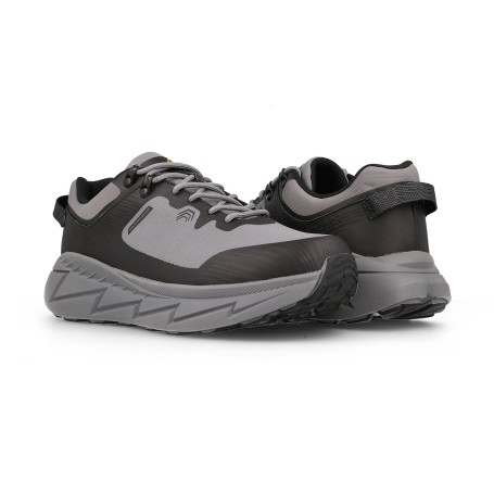 Paredes Zapatillas trekking Hombre impermeables Llaurí gris