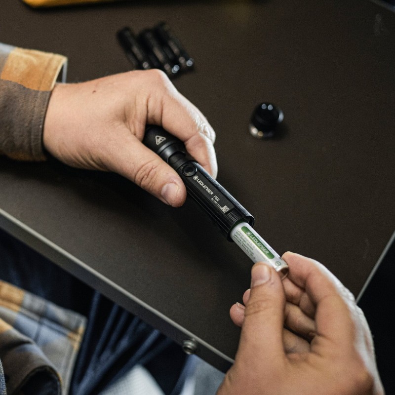 Led Lenser Linterna P5R Recargable