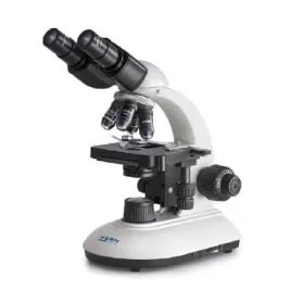 Conjunto de microscópio composto binocular composto por: