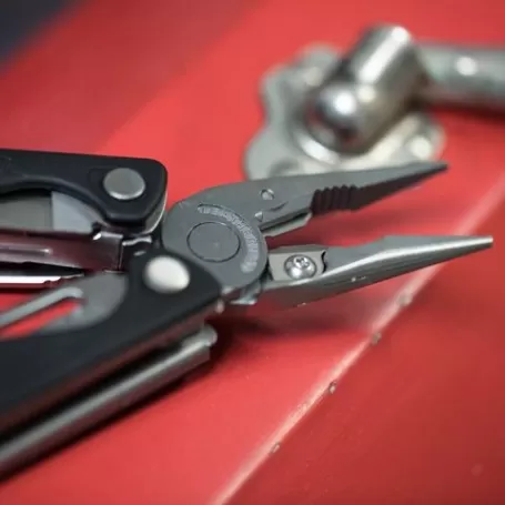 LEATHERMAN CHARGE + - Bainha de nylon, caixa de papelão