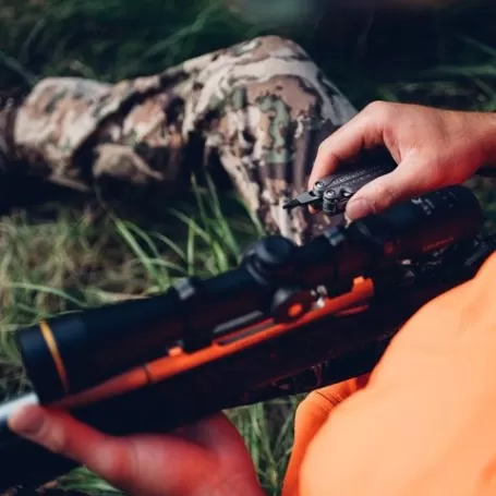 LEATHERMAN CHARGE Tti+ - Bainha de nylon, caixa de papelão