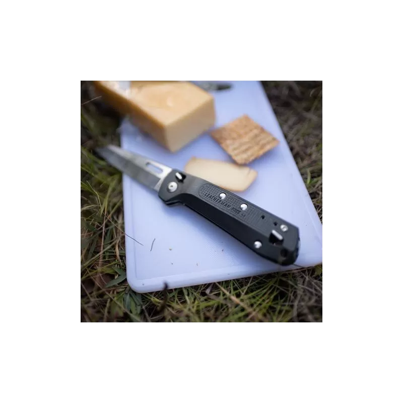 LEATHERMAN K2 cinza escuro, borda lisa, sem bainha, caixa de papelão