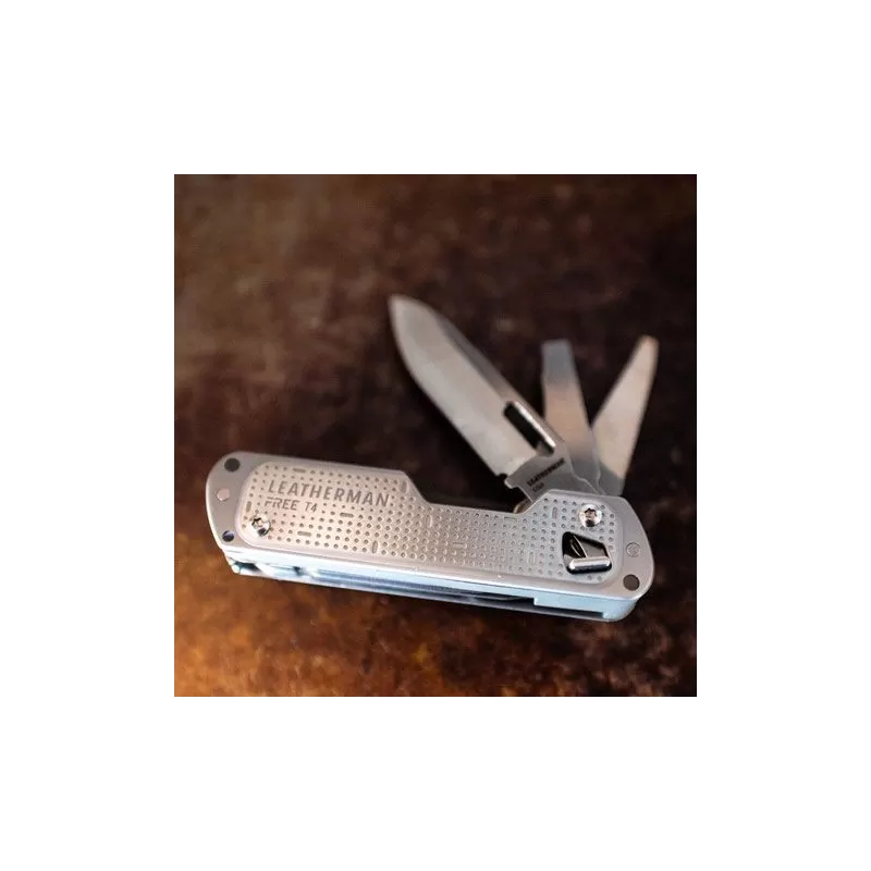 LEATHERMAN T4 prata, sem bainha, caixa de papelão