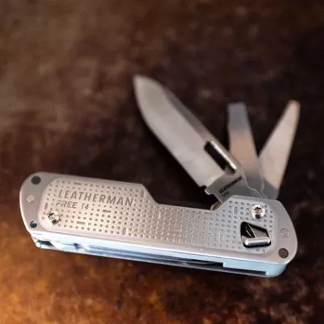 LEATHERMAN T4 prata, sem bainha, caixa de papelão