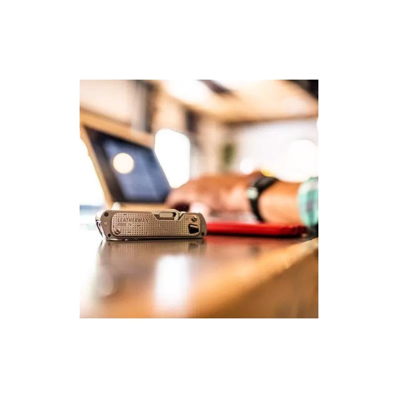 LEATHERMAN T4 prata, sem bainha, caixa de papelão