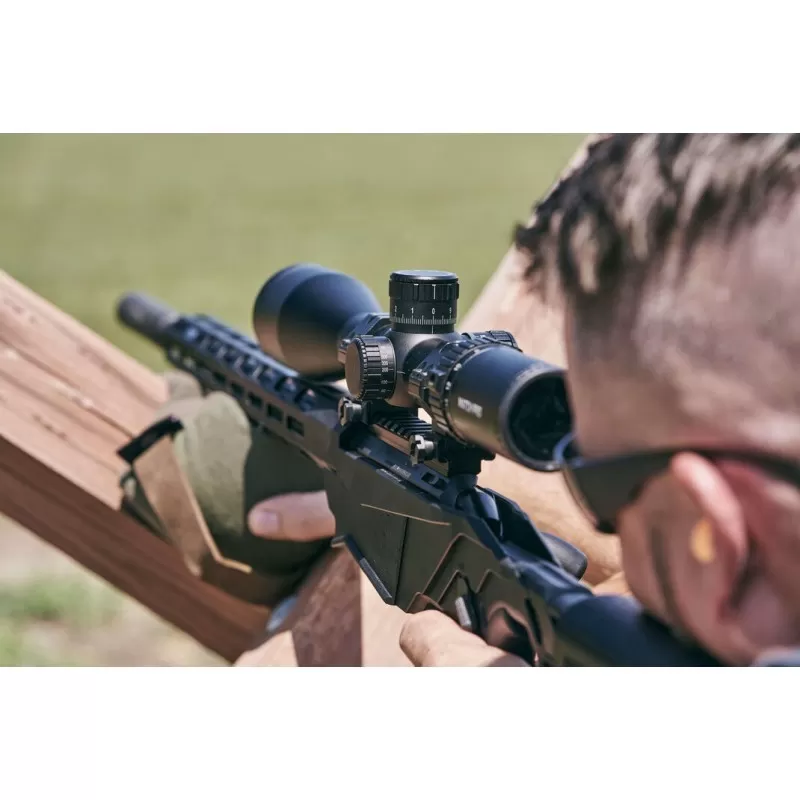 Mira telescópica BUSHNELL MATCH PRO 6-24x50 com foco lateral e iluminação MIL FFP. - Miras telescópicas BUSHNELL