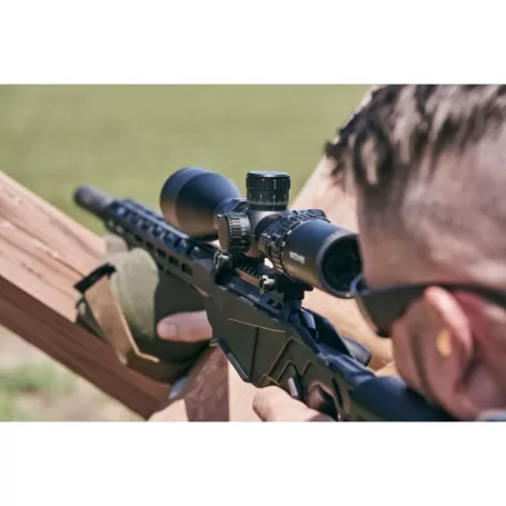 Mira telescópica BUSHNELL MATCH PRO 6-24x50 com foco lateral e iluminação MIL FFP. - Miras telescópicas BUSHNELL