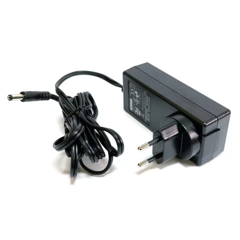 Transformador de potência Celestron 12V para LCM, SLT, NEXSTAR SE, CPC Transformador de potência Celestron 12V para LCM, SLT, NEXSTAR SE, CPC