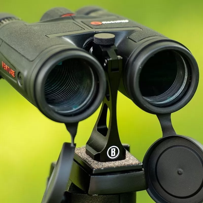 Adaptador Bushnell Quick Release de prismáticos a trípode