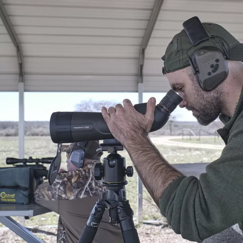 Telescópio BUSHNELL Trophy Xtreme 20-60x65 - 45º