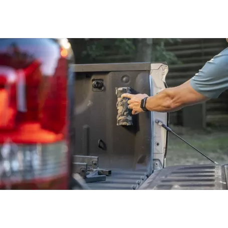 Alto-falante e carregador Bluetooth BUSHNELL Outdoorsman