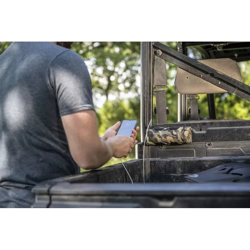 Alto-falante e carregador Bluetooth BUSHNELL Outdoorsman