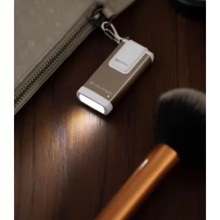 Led Lenser Llavero K6R, Oro, Recargable Carga USB-A- LED Rojo