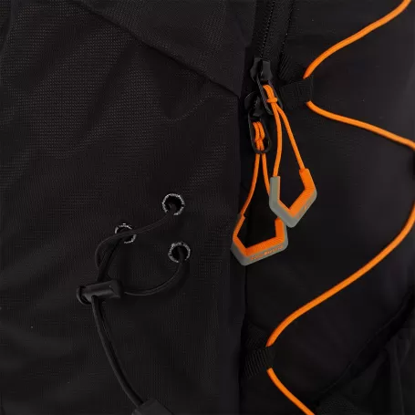 MOCHILA Trangoworld JETHI 25 PRETA