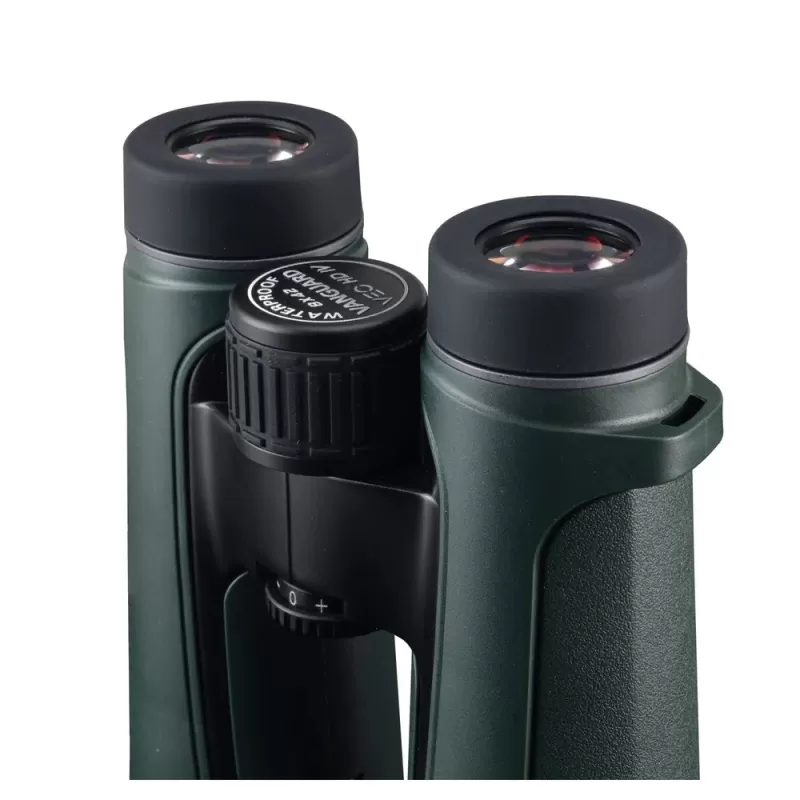 Binóculos Vanguard Veo HD IV 8420 - 8x42 ED