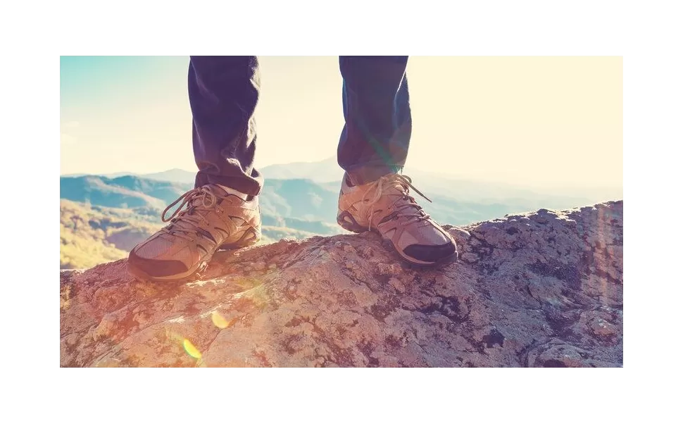 Os melhores calçados para caminhadas: conforto e aderência Os melhores calçados para caminhadas: conforto e aderência